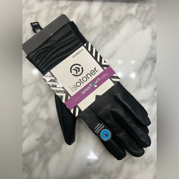 isotoner Accessories Womens Isotoner Smart Touch Gloves Poshmark